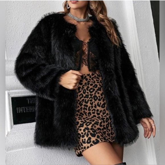 AnN TaYlor Le0PaRd pRiNt miDi sKirT - Picture 2 of 15